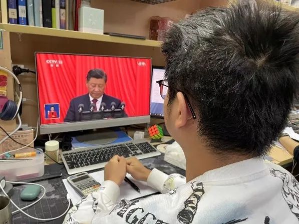 9d7cc321e0f34a3b98e2eb6f234000ac.jpg 58967395cb673c7fa38574bb1d0a26ae.jpg